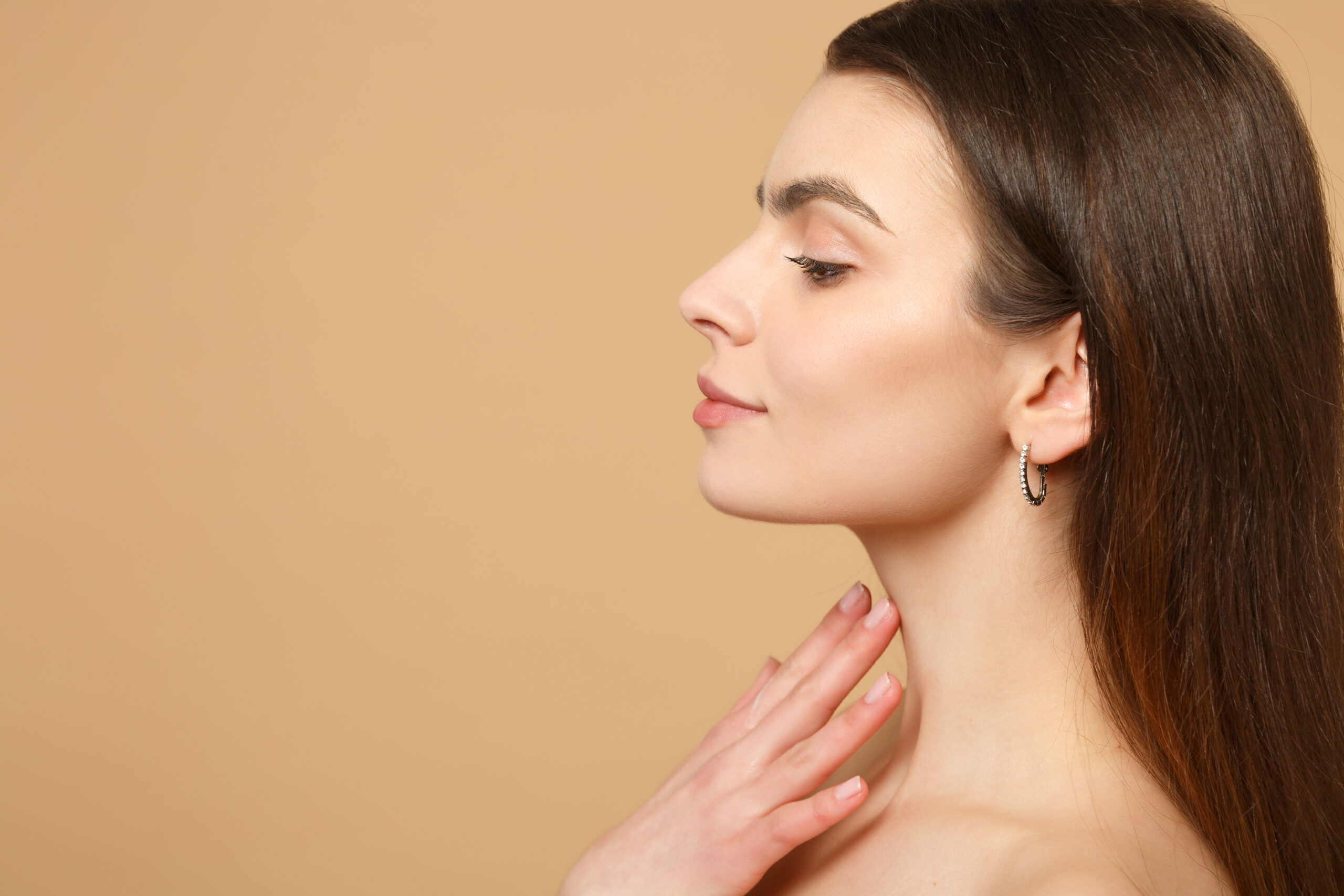 Thyroid Health: Symptoms of Imbalance and Treatment Options